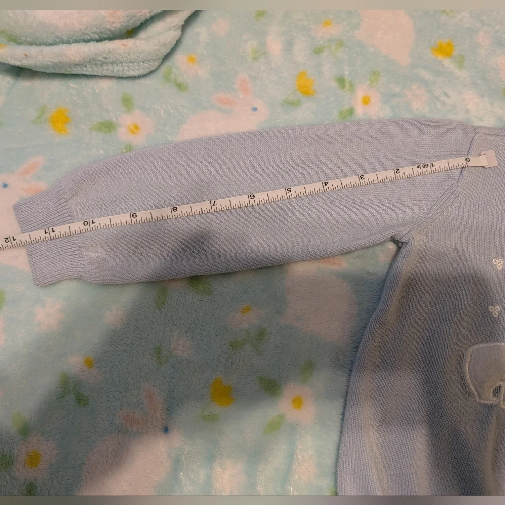 The Children's Place Light Blue Polar Bear Blue Knit Sweater Girl's 18 24 Month